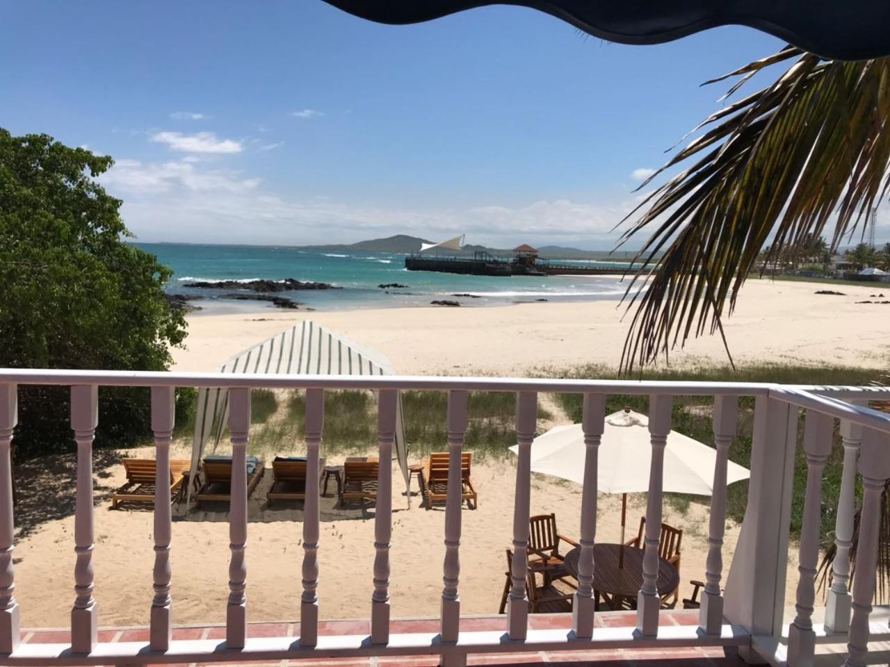 The Isabela Beach House Puerto Villamil Kültér fotó
